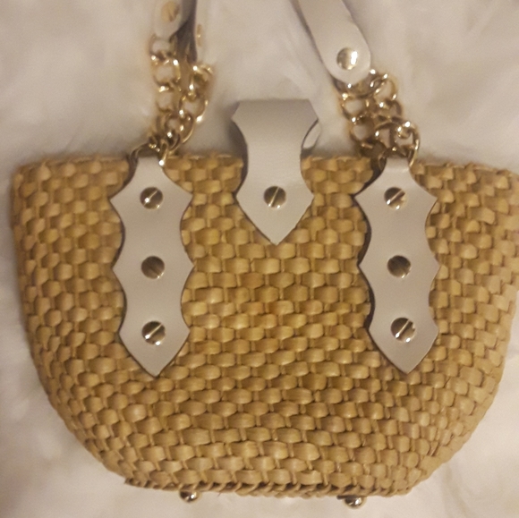 MICHAEL KORS STRAW PURSE - Picture 3 of 8
